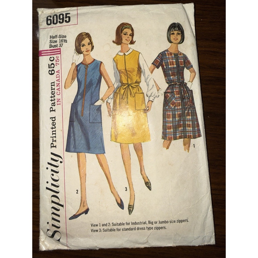 Vintage 1960's Simplicity 6095 A-LINE DRESS w PATCH POCKETS Sewing Pattern Women